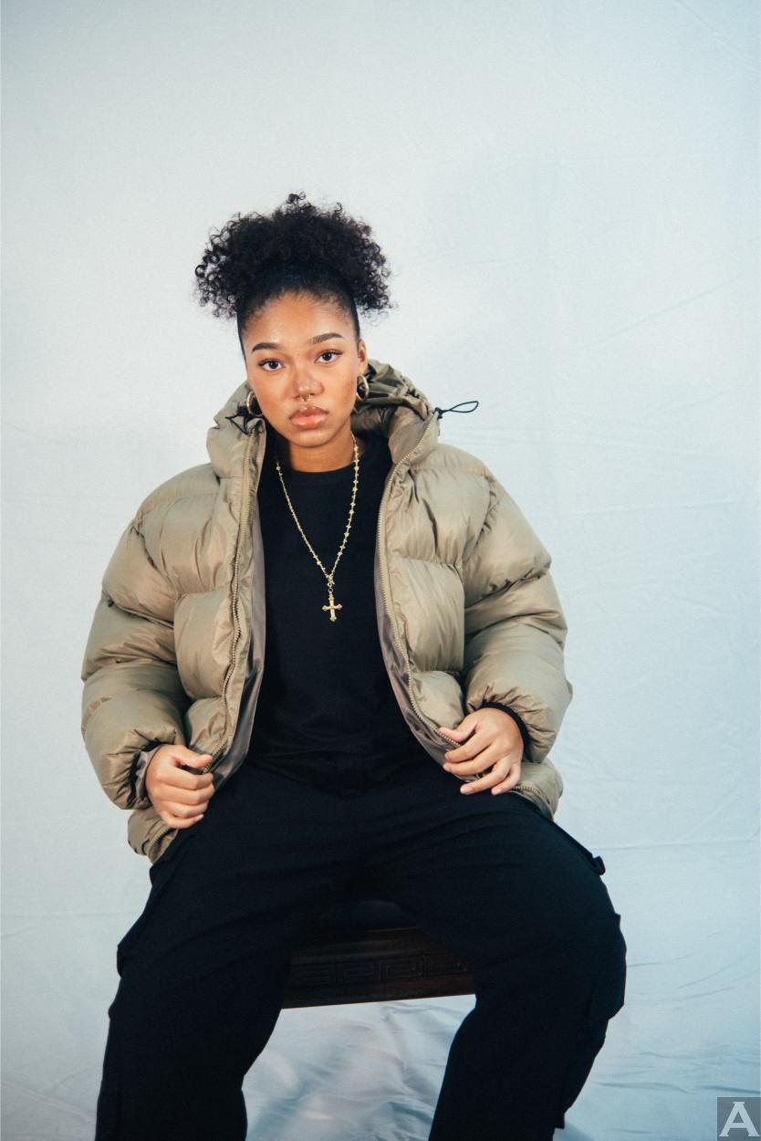 東京外国人モデル事務所アクアモデル所属のハーフモデルのリノ