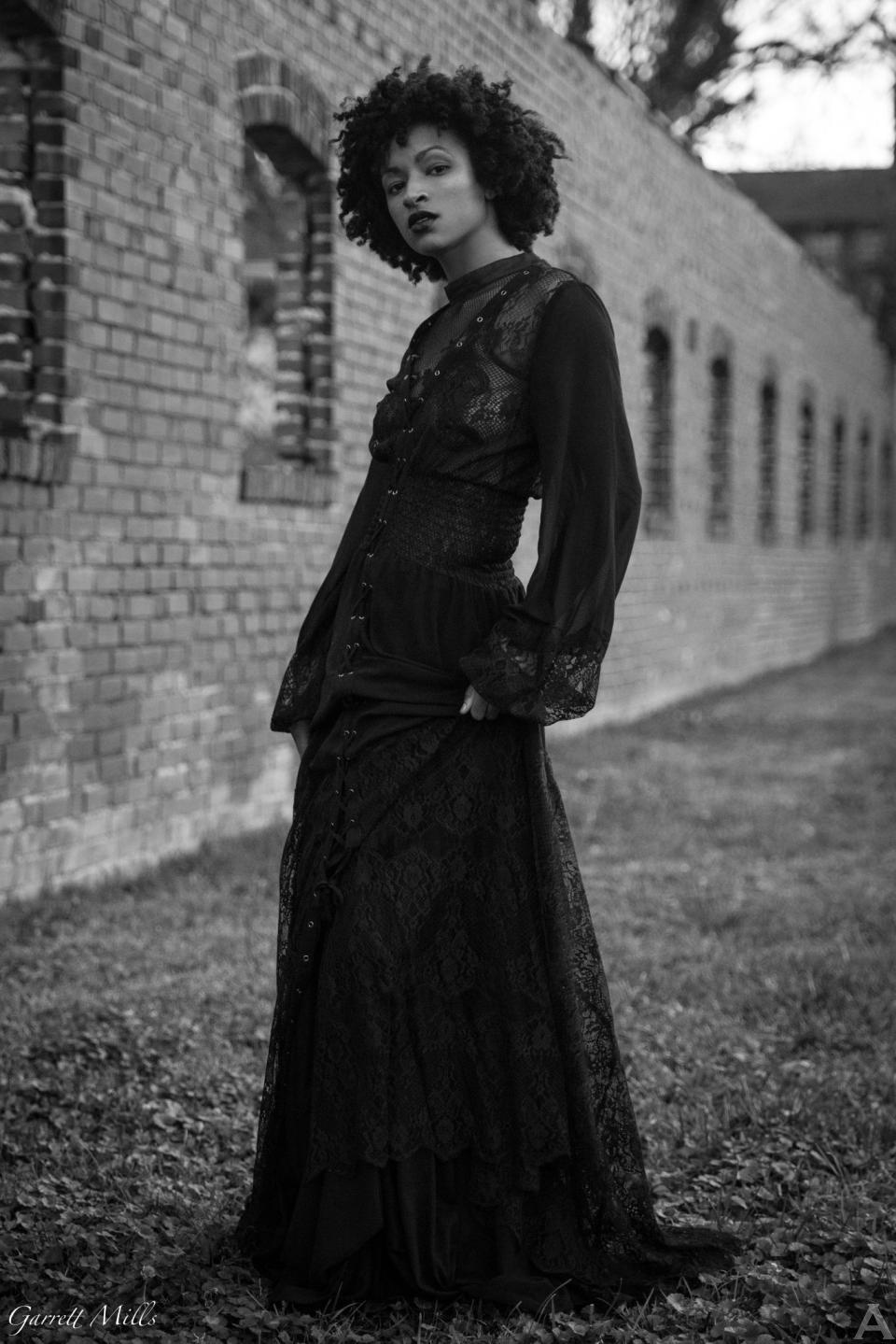 東京外国人モデル事務所アクアモデルの黒人モデルクロエ