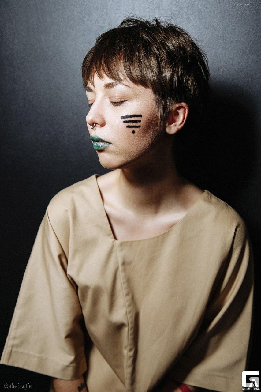 東京外国人モデル事務所アクアモデルの白人モデルアニー