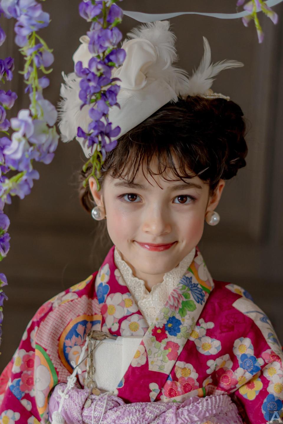 東京外国人モデル事務所アクアモデル所属のキッズモデルのエマ