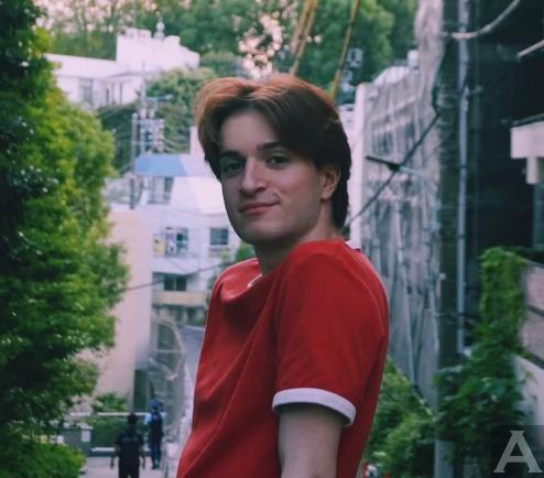 東京外国人モデル事務所アクアモデル所属の白人モデルのパオロ