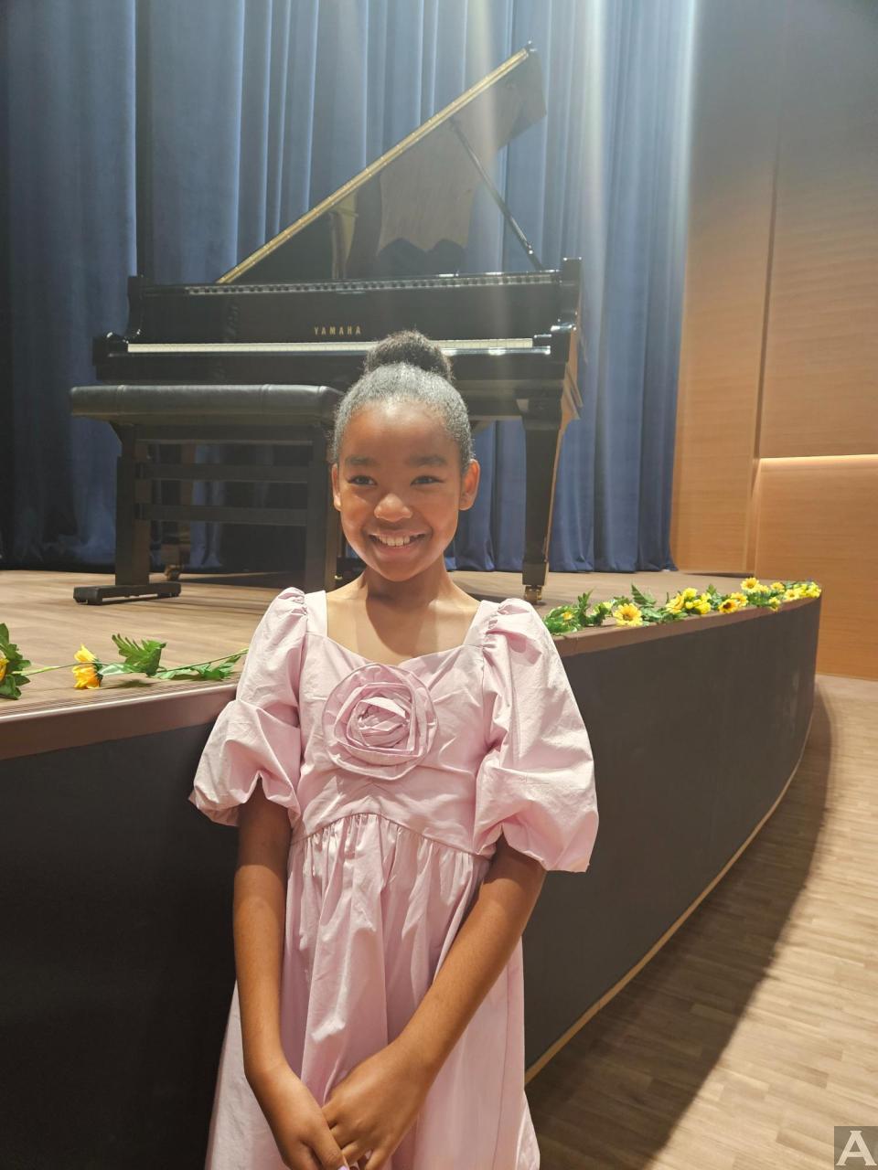 東京外国人モデル事務所アクアモデル所属ハーフ黒人キッズモデルカレア