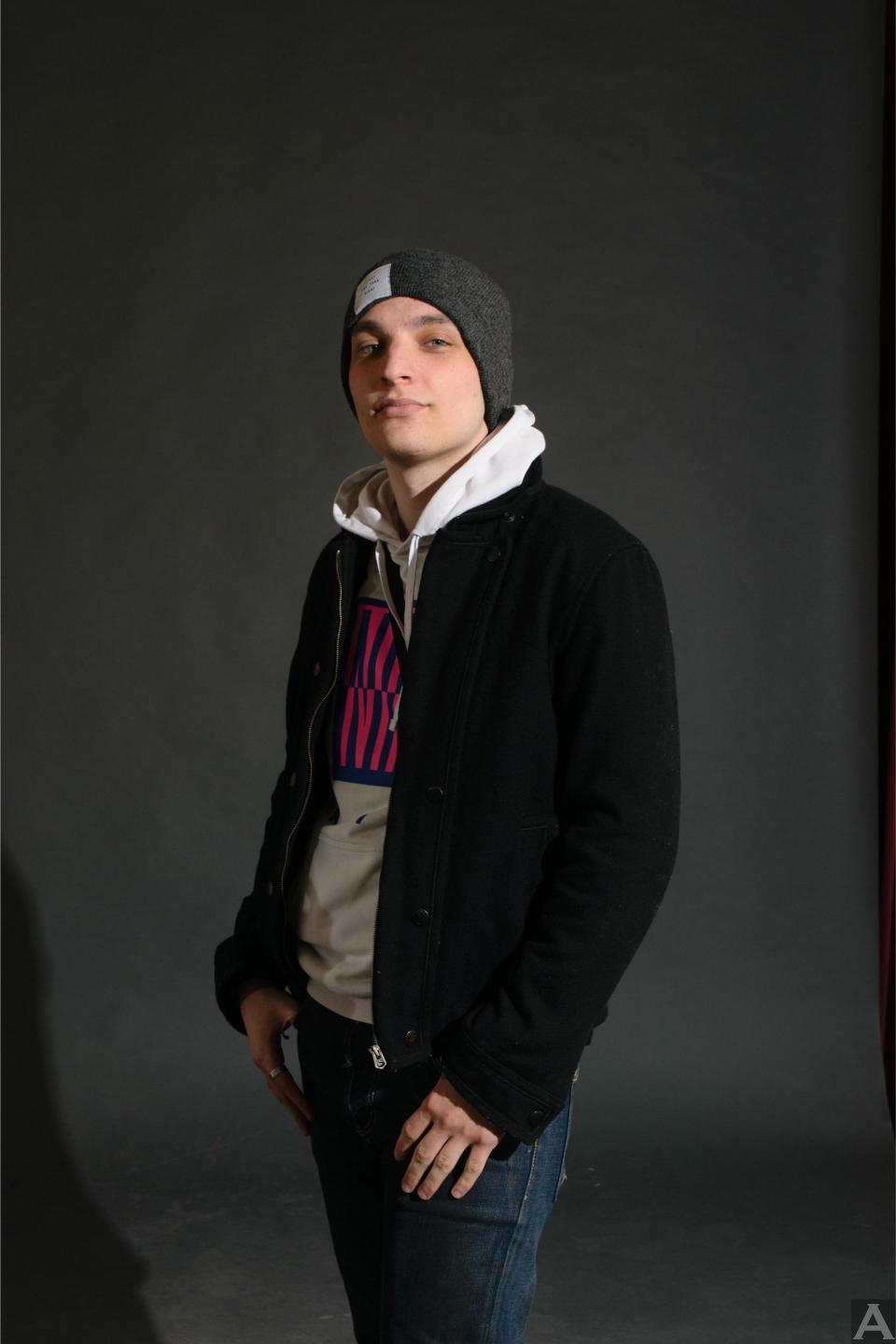 東京外国人モデル事務所アクアモデル所属のヒスパニックモデルのマヌ