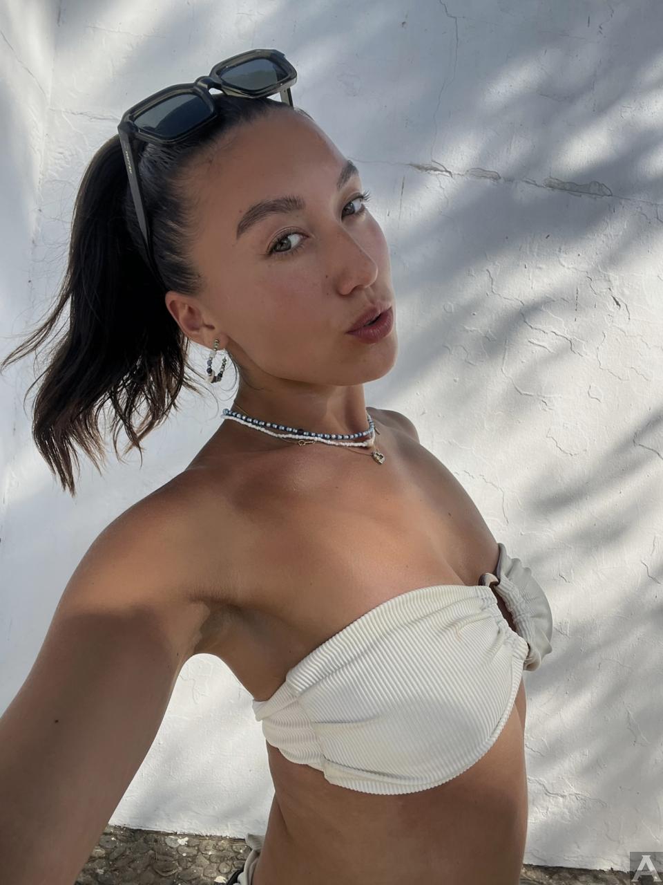 東京外国人モデル事務所アクアモデル所属のハーフモデルのサクラ