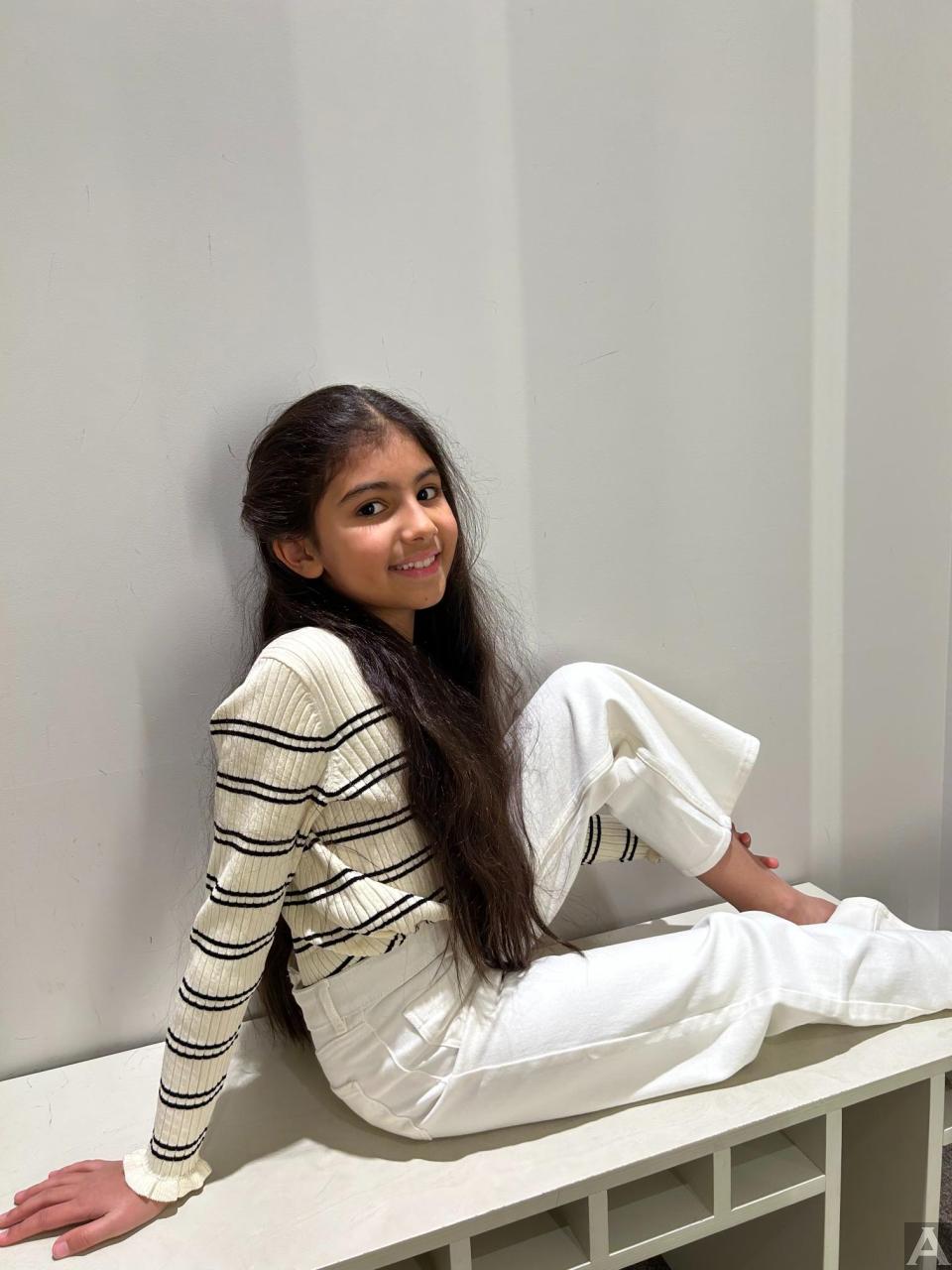 東京外国人モデル事務所アクアモデル所属のキッズモデルのファルサーナ