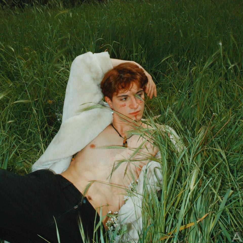 東京外国人モデル事務所アクアモデル所属の白人モデルのパオロ