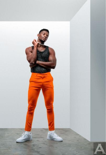 東京外国人モデル事務所アクアモデル所属の黒人モデルのパパ