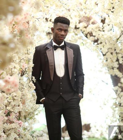 東京外国人モデル事務所アクアモデル所属の黒人モデルのパパ