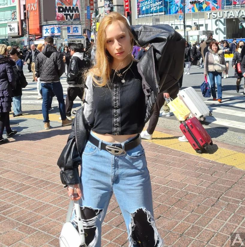 東京外国人モデル事務所アクアモデル所属の白人モデルのイダ