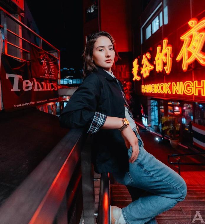 東京外国人モデル事務所アクアモデル所属のヒスパニックモデルのアンドレッサ