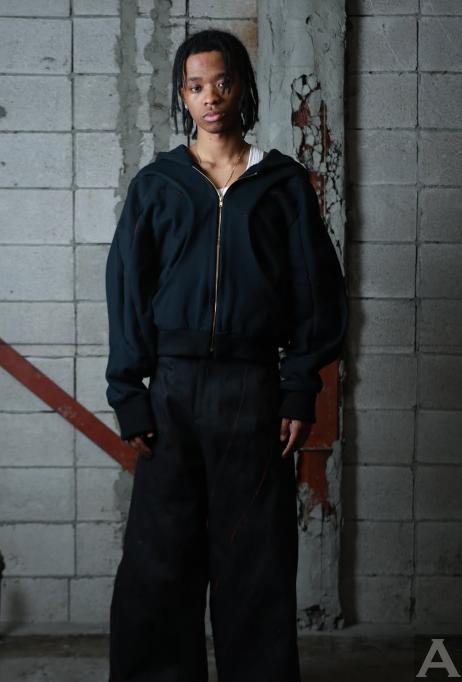 東京外国人モデル事務所アクアモデル所属のハーフモデルのジュエルズ