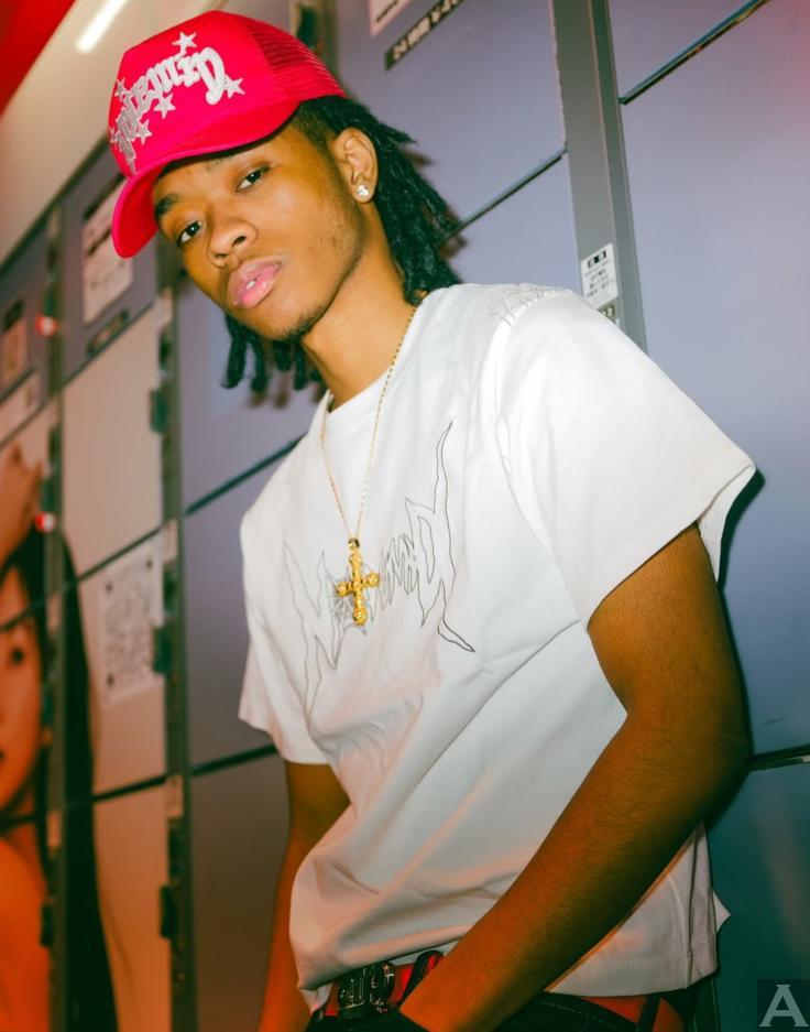 東京外国人モデル事務所アクアモデル所属のハーフモデルのジュエルズ