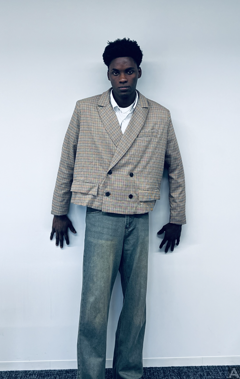 東京外国人モデル事務所アクアモデル所属の黒人モデルのケリー