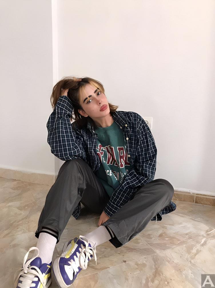 東京外国人モデル事務所アクアモデル所属のアラビックモデルのアフロニス