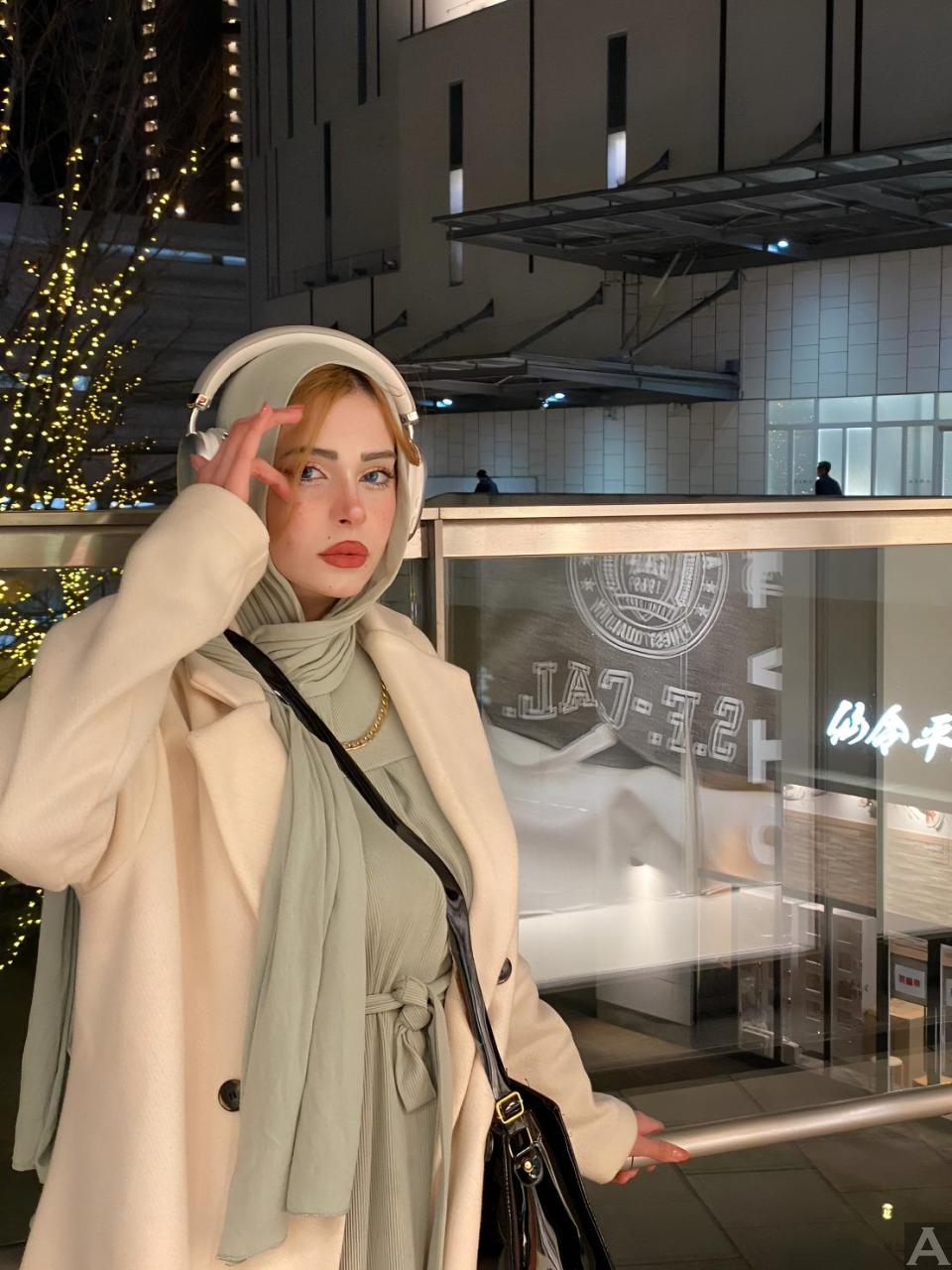 東京外国人モデル事務所アクアモデル所属のアラビックモデルのアフロニス