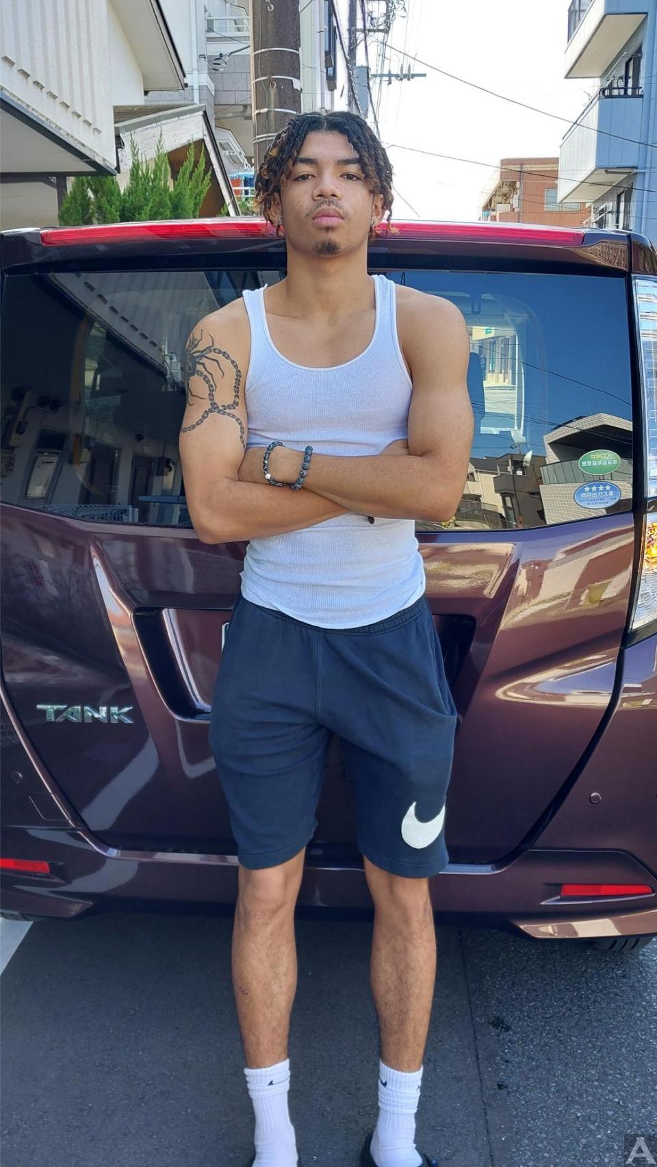 東京外国人モデル事務所アクアモデル所属のハーフモデルのジオ