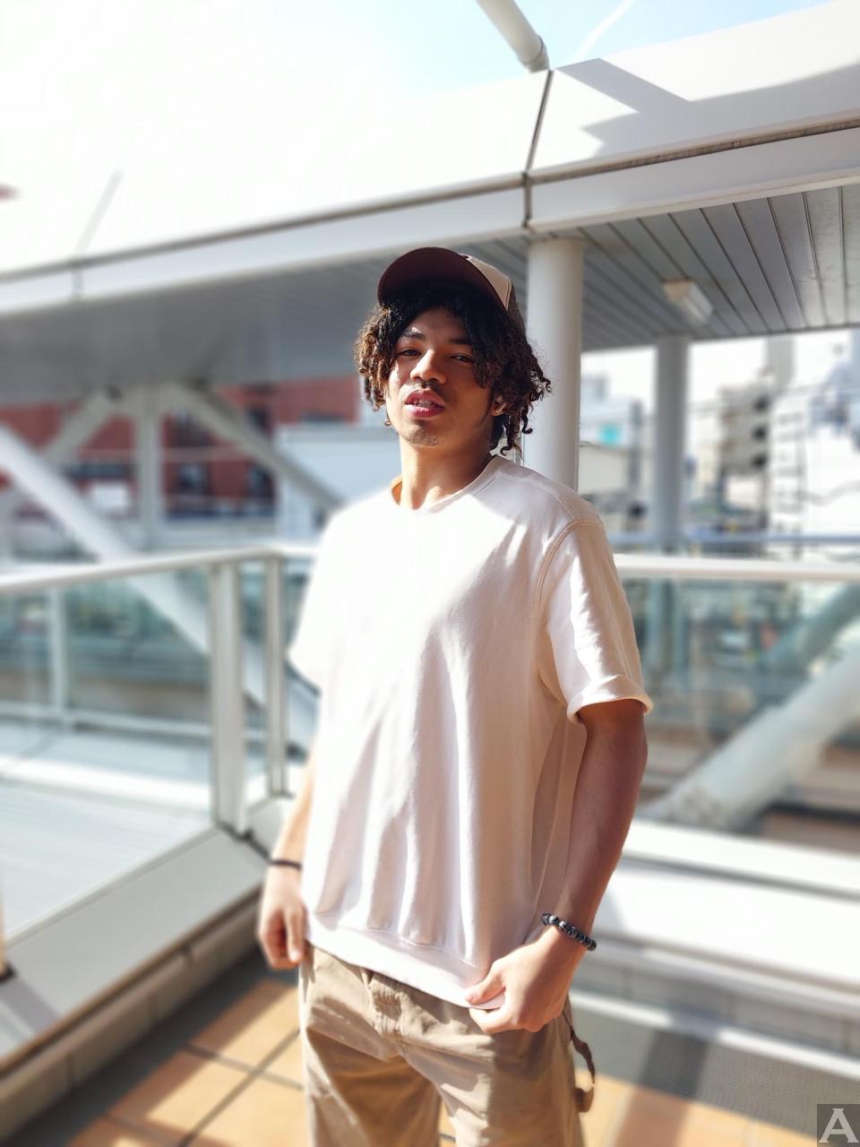 東京外国人モデル事務所アクアモデル所属のハーフモデルのジオ