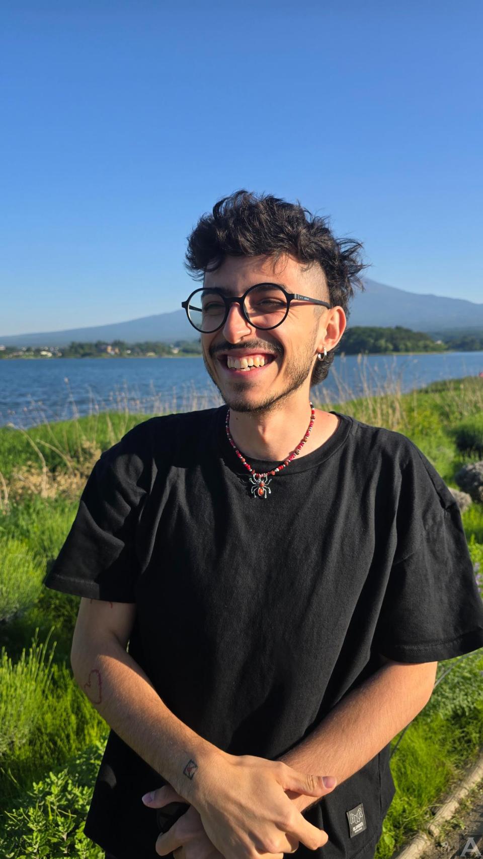 東京外国人モデル事務所アクアモデル所属のヒスパニックモデルのダビド