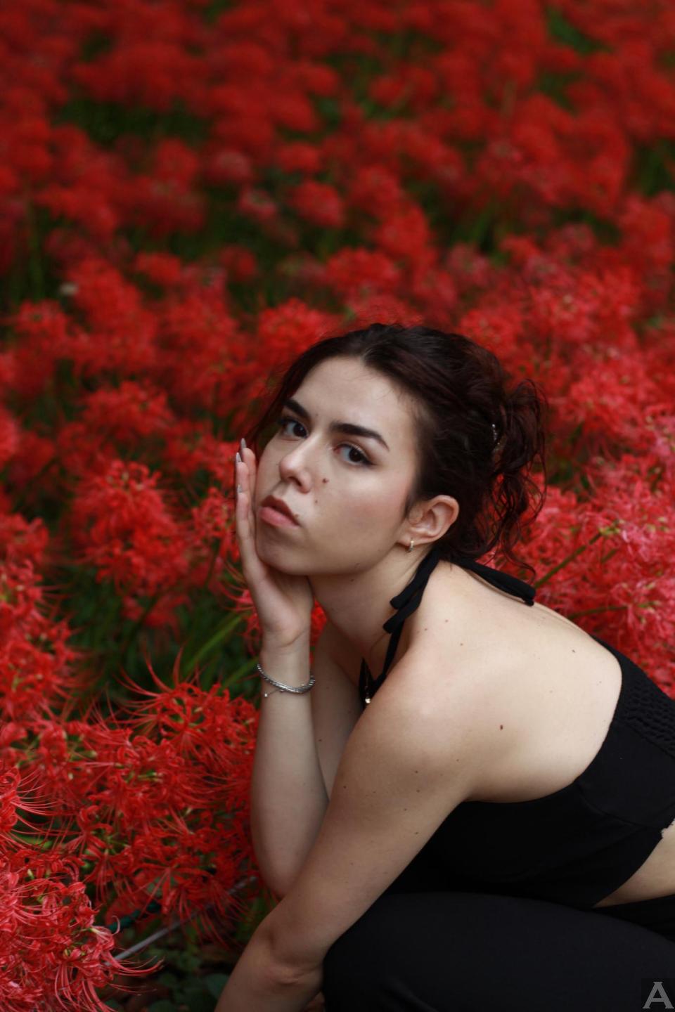 東京外国人モデル事務所アクアモデル所属の白人モデルのイバナ