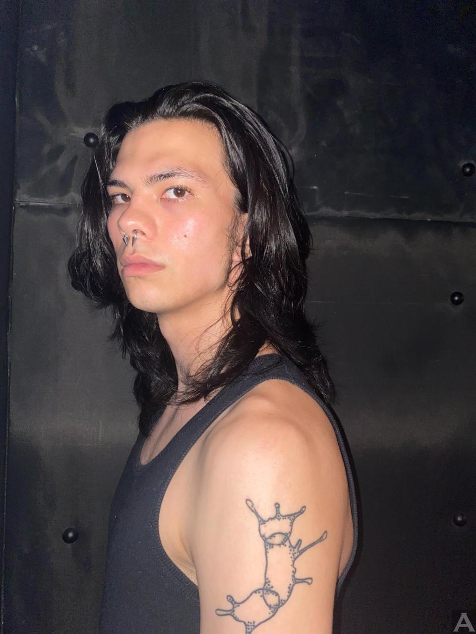 東京外国人モデル事務所アクアモデル所属のハーフモデルのタクヤ