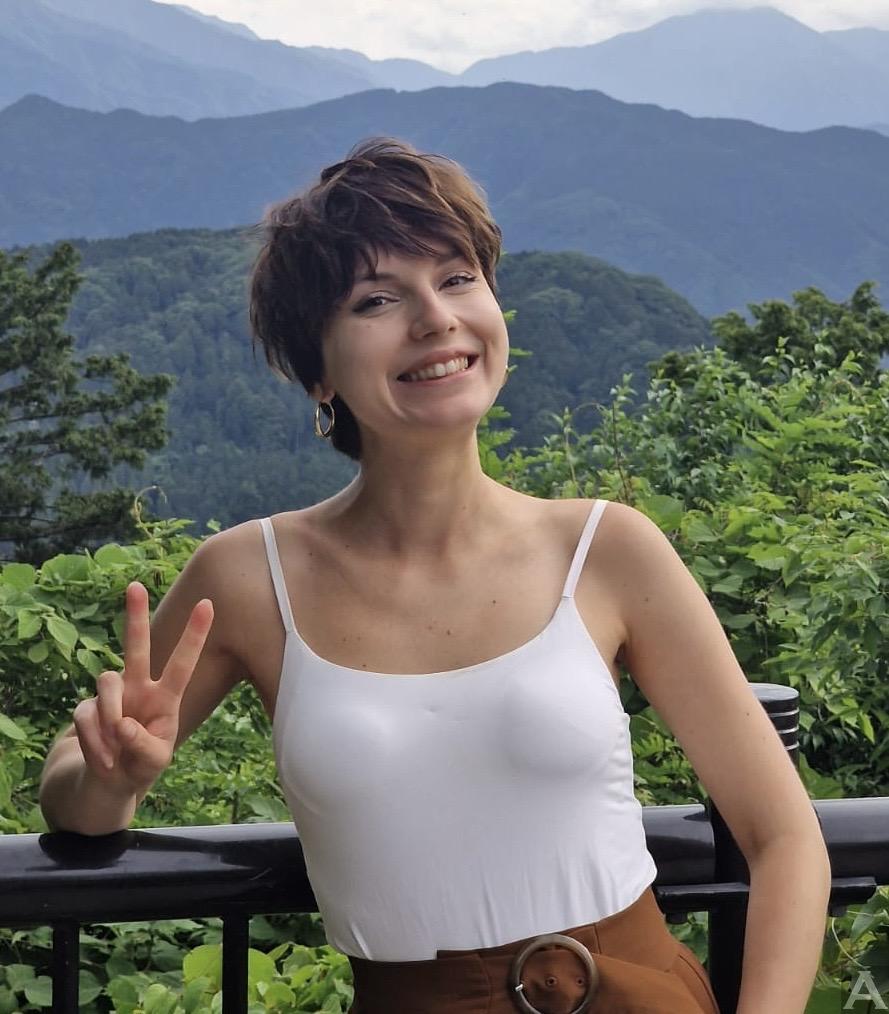 東京外国人モデル事務所アクアモデル所属の白人モデルのカティア