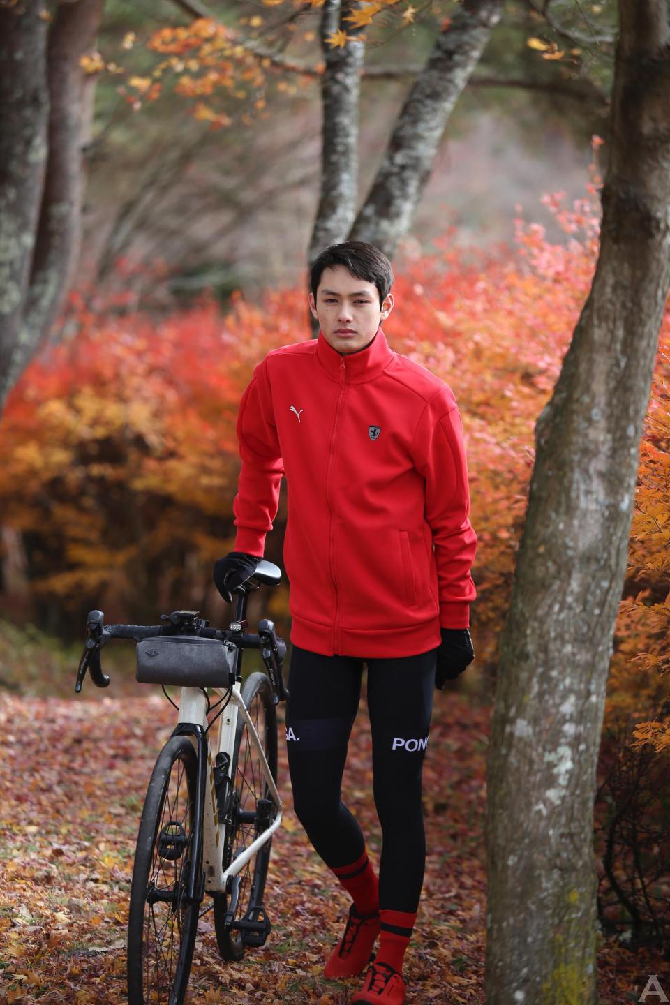 東京外国人モデル事務所アクアモデル所属のハーフモデルのアンガス