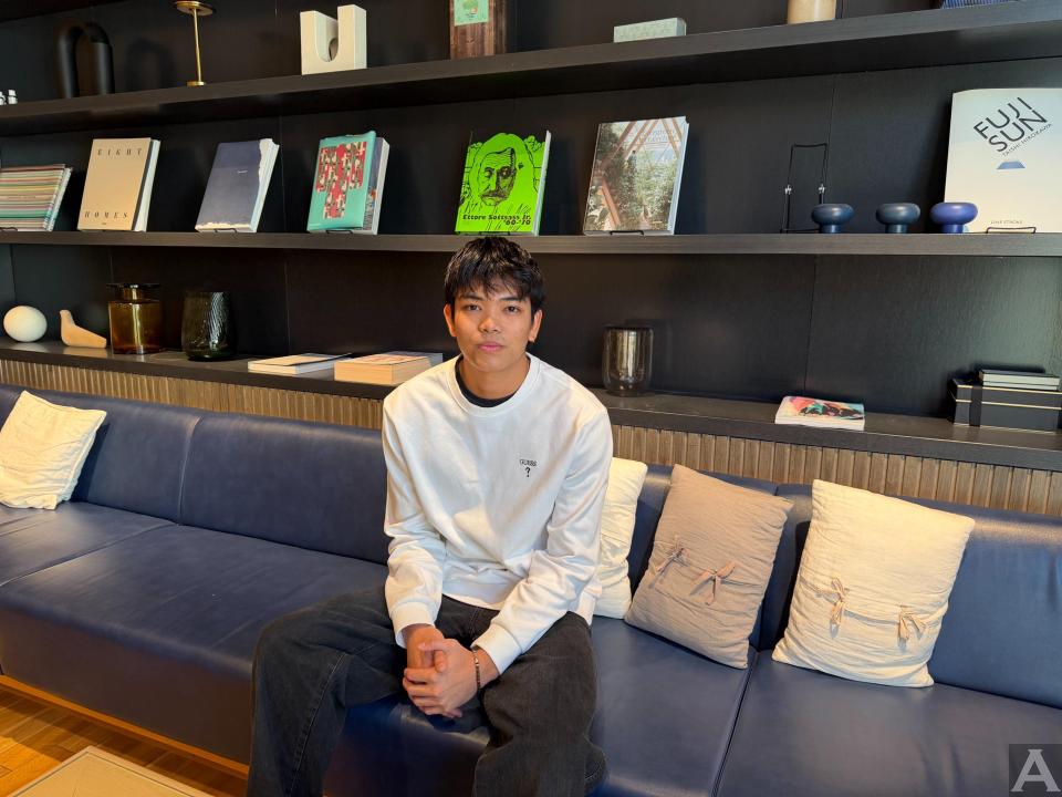 東京外国人モデル事務所アクアモデル所属の白ハーフモデルのコーディ