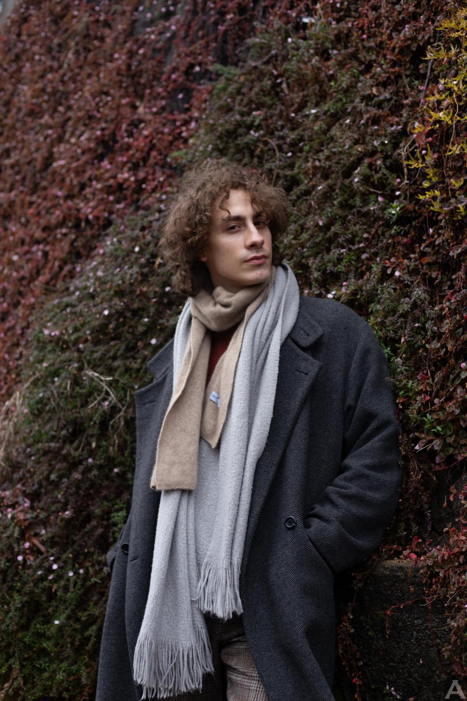 東京外国人モデル事務所アクアモデル所属の白人モデルのアンドレイ