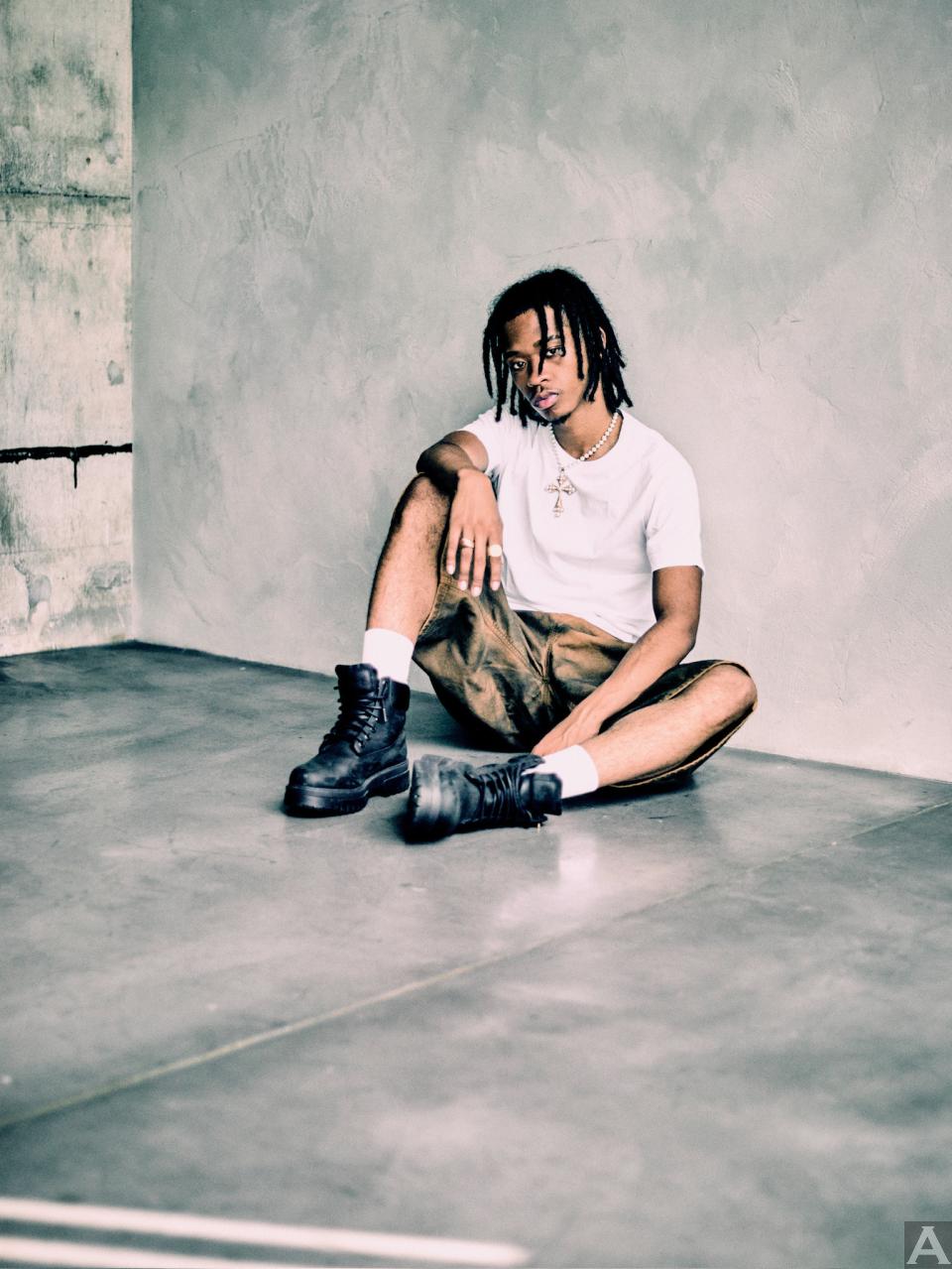 東京外国人モデル事務所アクアモデル所属のハーフモデルのジュエルズ