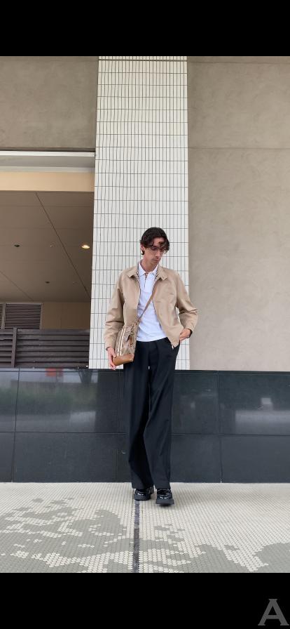 東京外国人モデル事務所アクアモデル所属の白人モデルのロビン