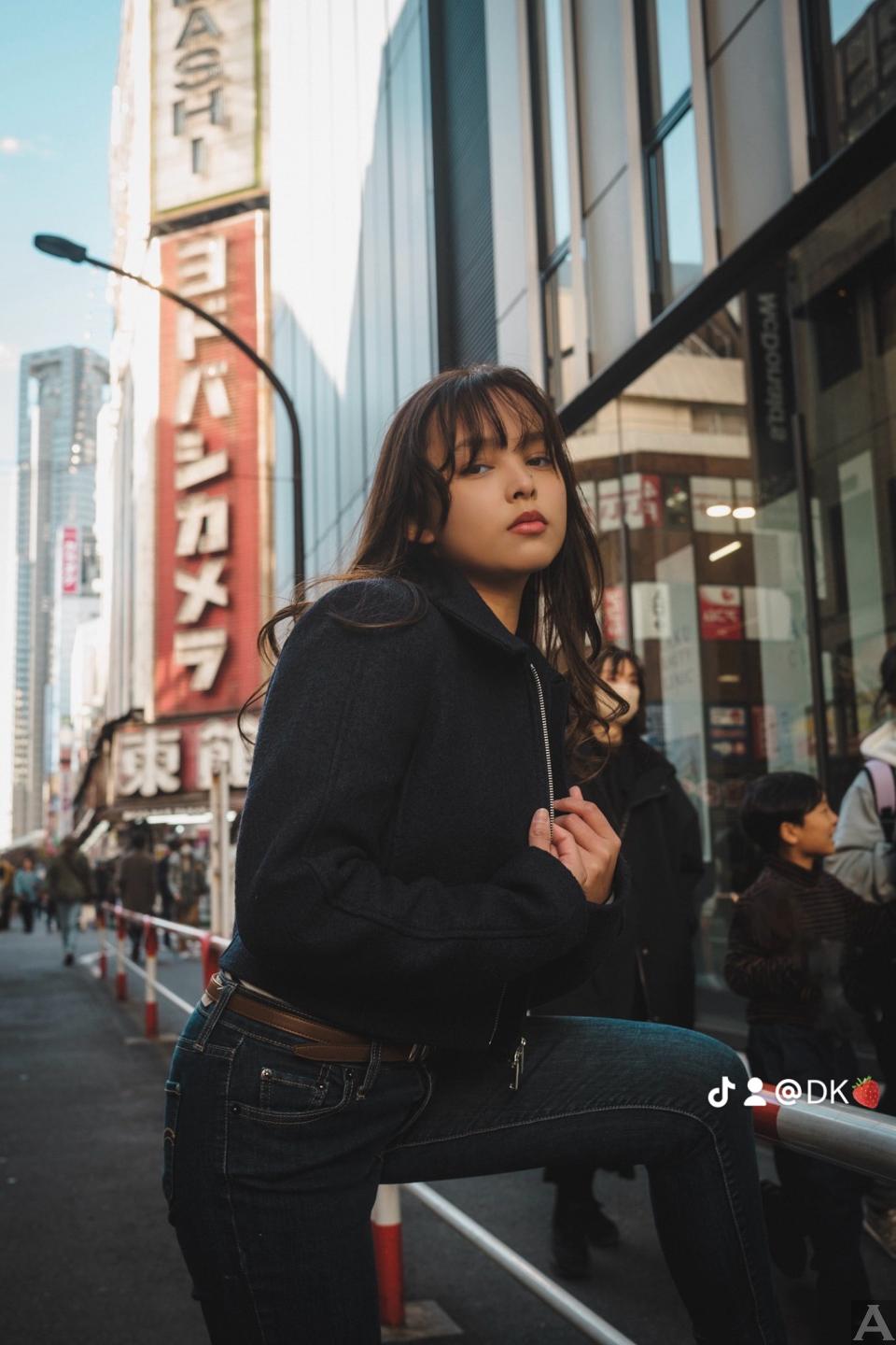 東京外国人モデル事務所アクアモデル所属のアジア人モデルのケイ