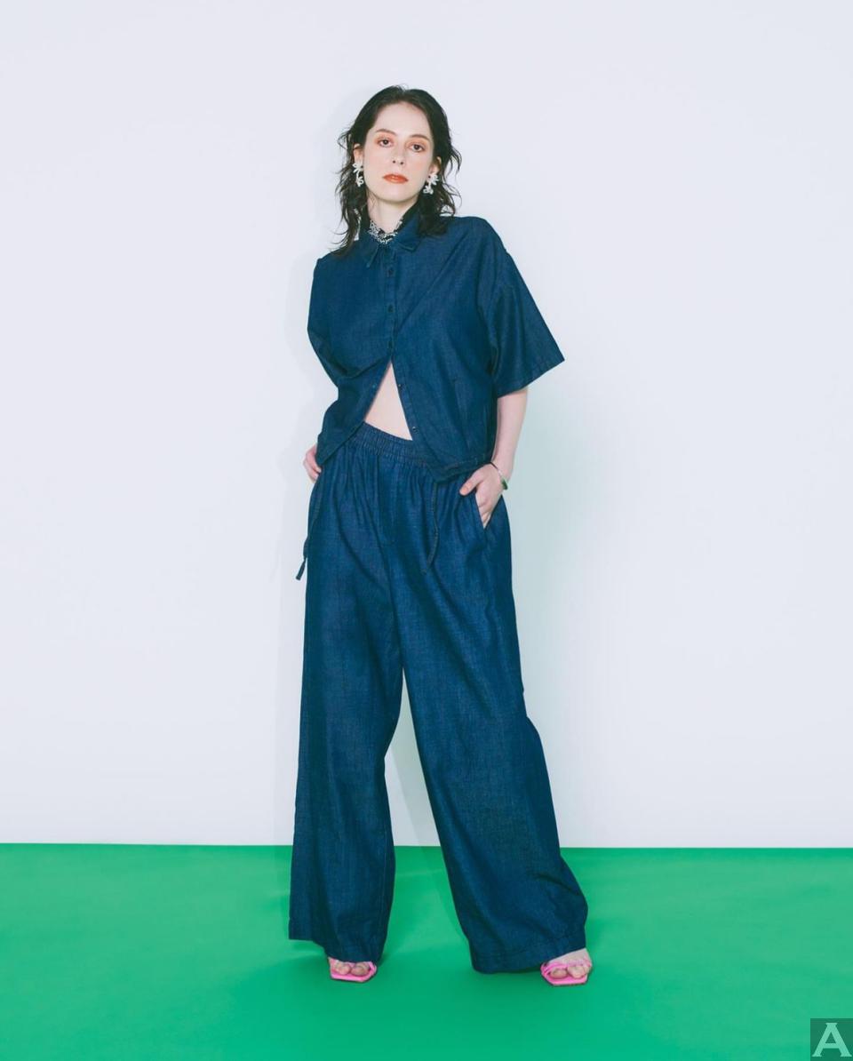 東京外国人モデル事務所アクアモデル所属の白人モデルのセリア