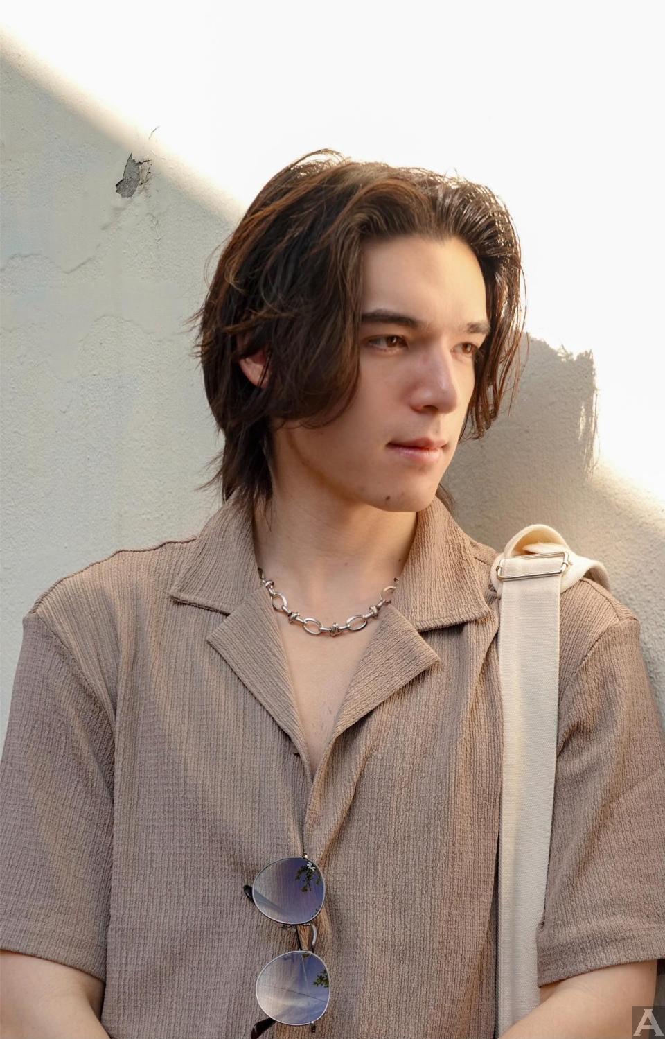 東京外国人モデル事務所アクアモデル所属のハーフモデルのアーサー