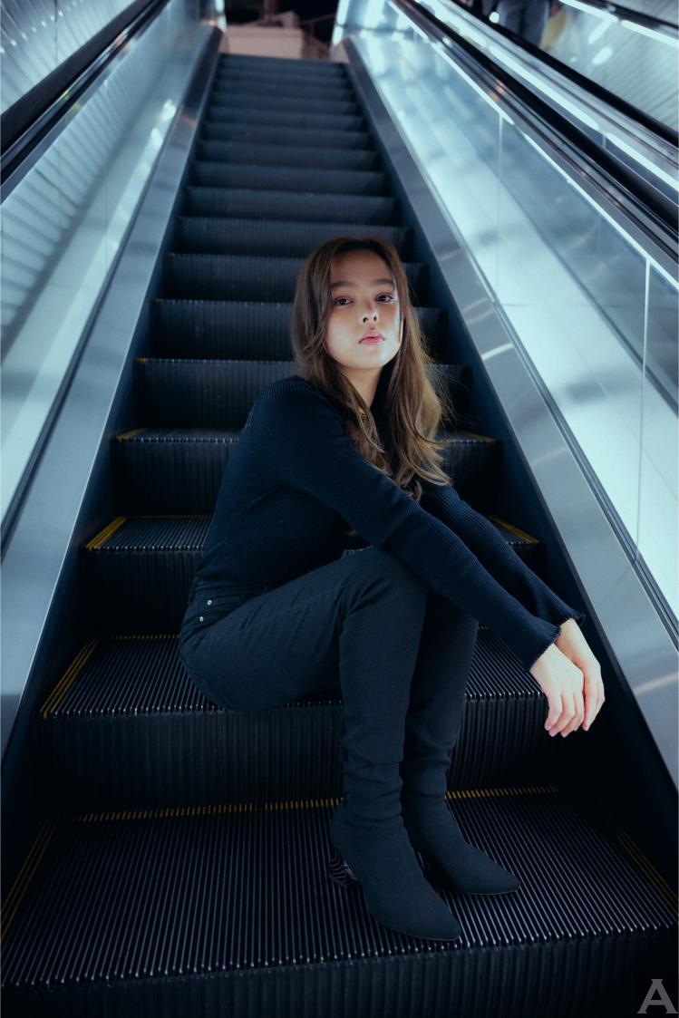 東京外国人モデル事務所アクアモデル所属のアジア人モデルのケイ