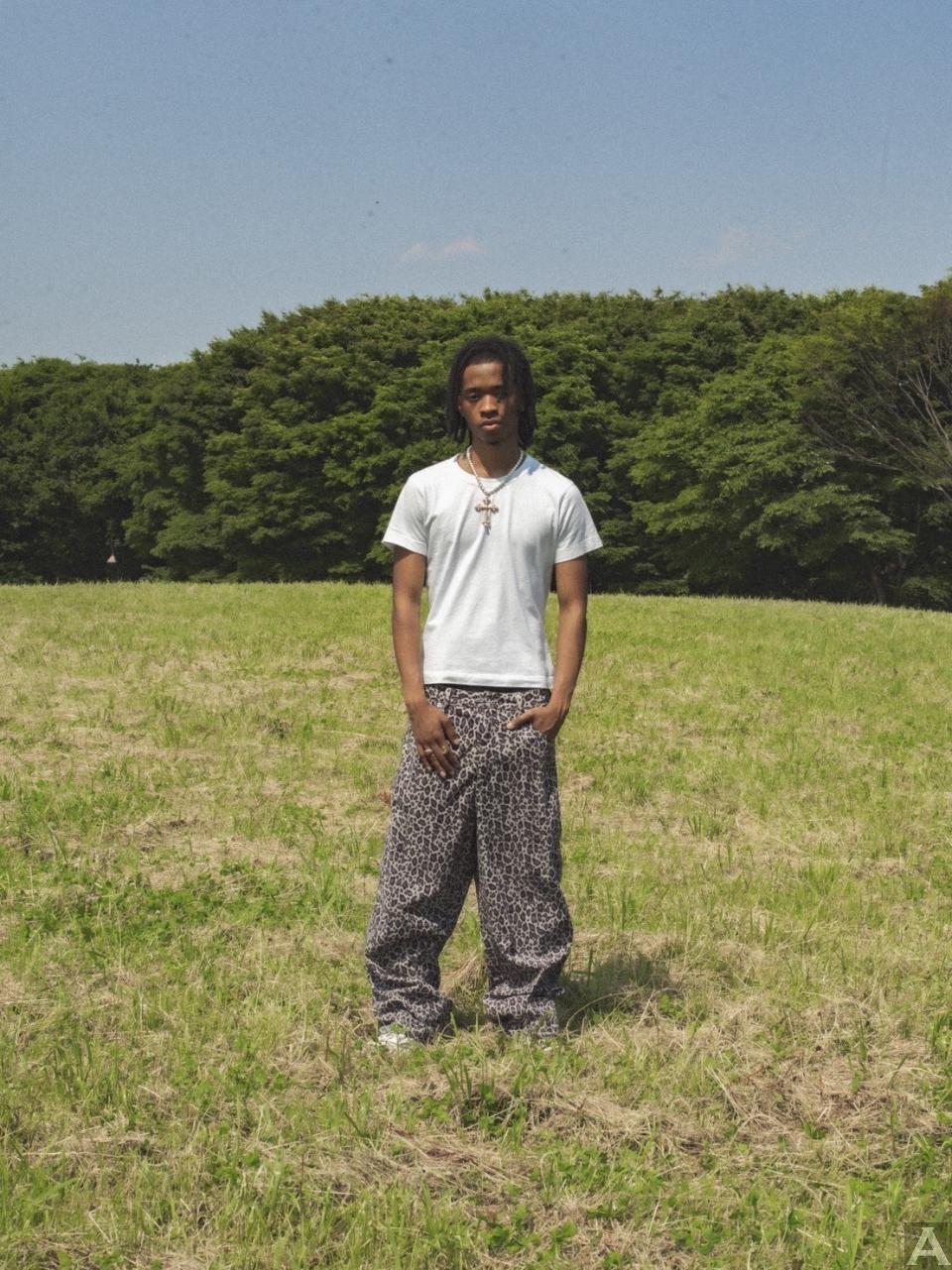 東京外国人モデル事務所アクアモデル所属のハーフモデルのジュエルズ