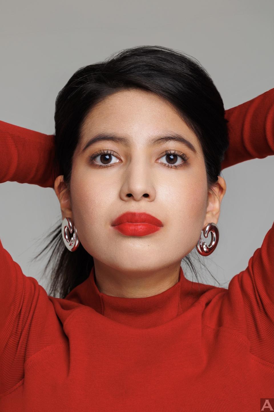 東京外国人モデル事務所アクアモデルのハーフモデルガビ