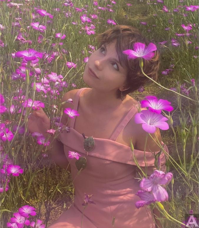 東京外国人モデル事務所アクアモデル所属の白人モデルのカティア