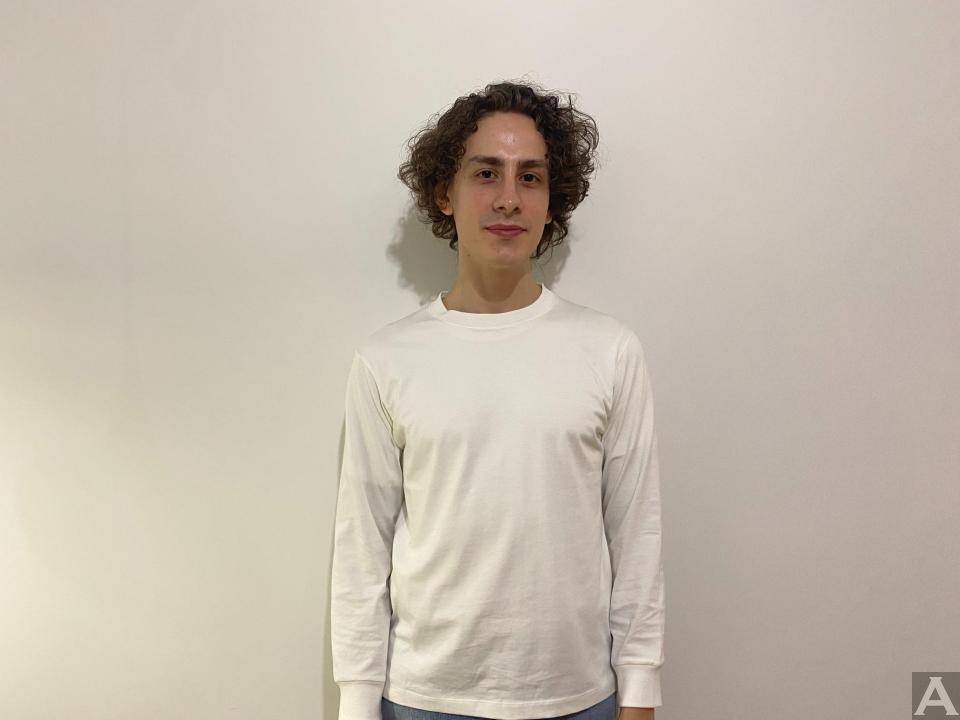 東京外国人モデル事務所アクアモデル所属の白人モデルのアンドレイ