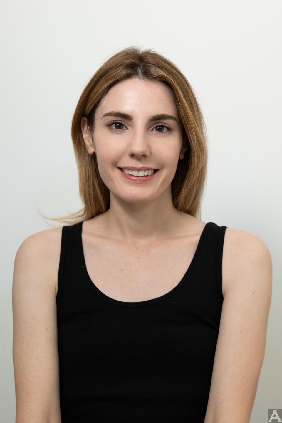 東京外国人モデル事務所アクアモデル所属の白人モデルのアリサ