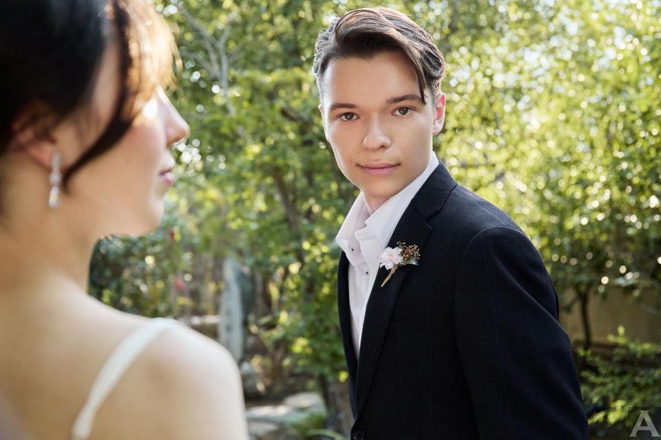 東京外国人モデル事務所アクアモデル所属の白人モデルのミカエル