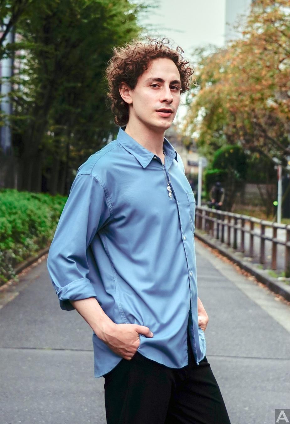 東京外国人モデル事務所アクアモデル所属の白人モデルのアンドレイ