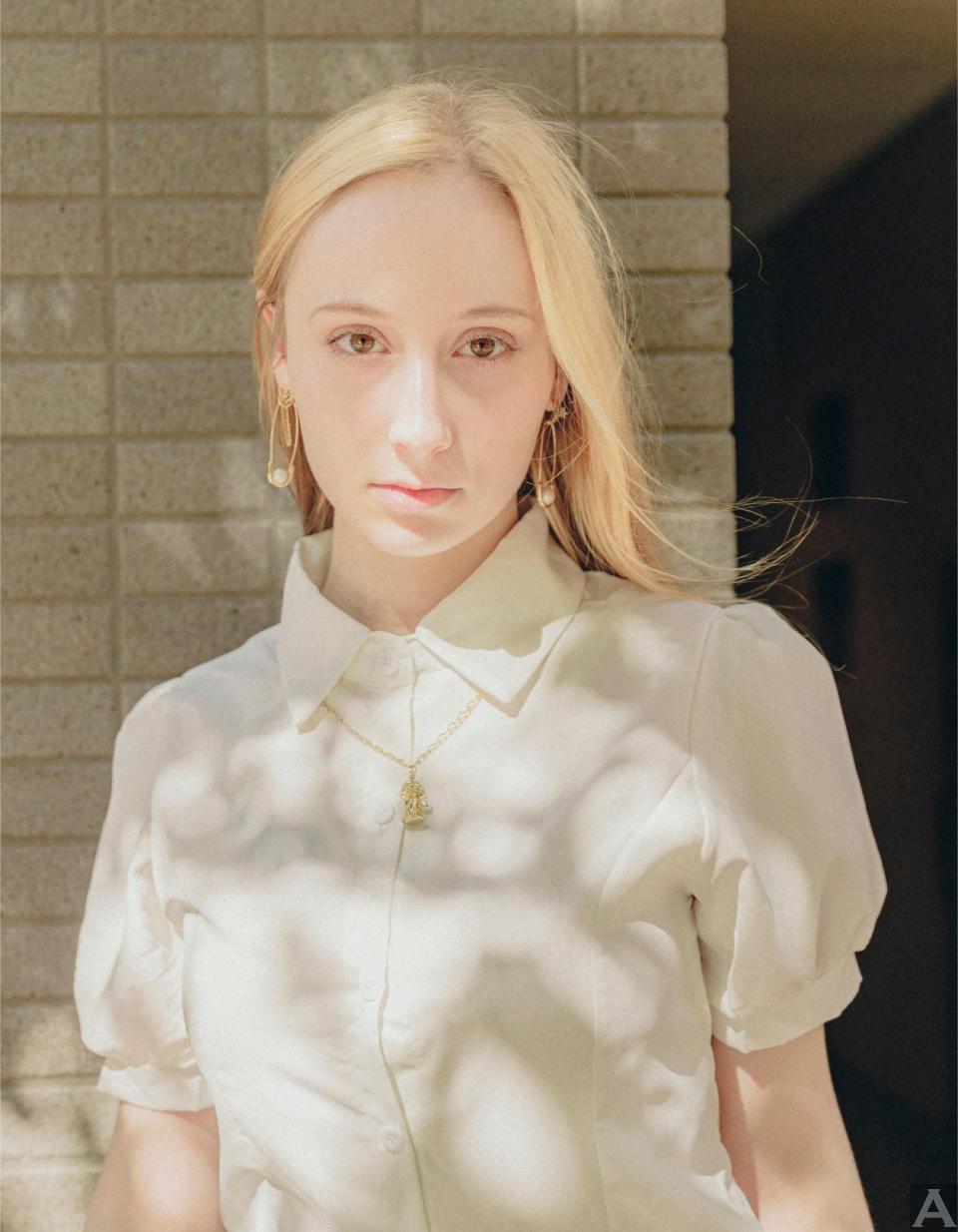 東京外国人モデル事務所アクアモデル所属の白人モデルのイダ