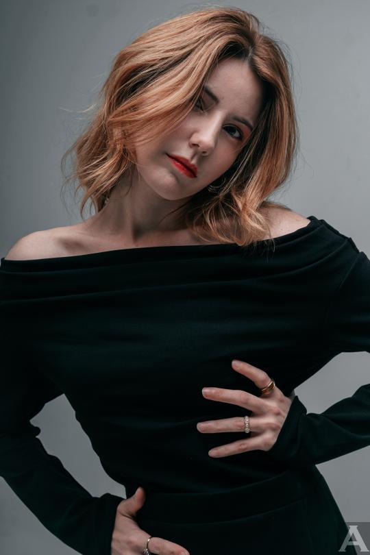 東京外国人モデル事務所アクアモデル所属の白人モデルのアリサ