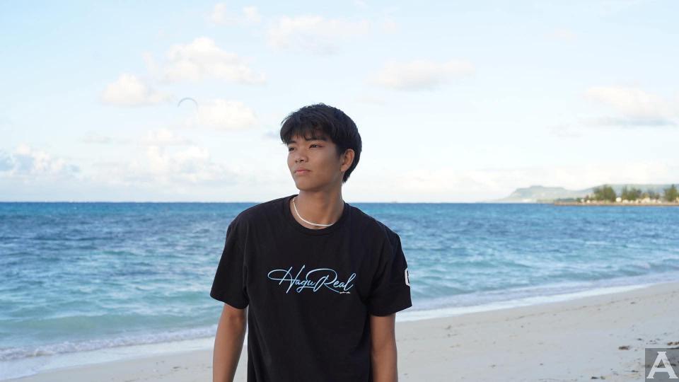 東京外国人モデル事務所アクアモデル所属の白ハーフモデルのコーディ