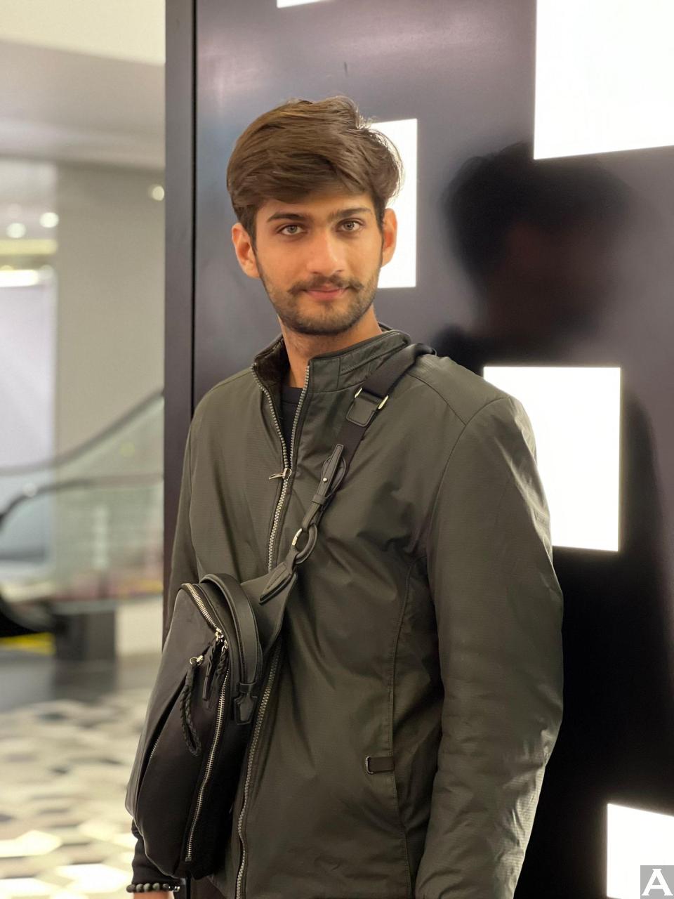 東京外国人モデル事務所アクアモデル所属のパキスタンモデルのアヘム