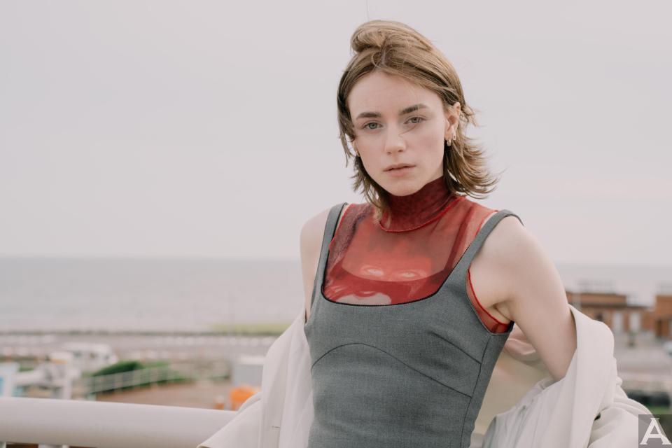 東京外国人モデル事務所アクアモデル所属の白人モデルのローラン