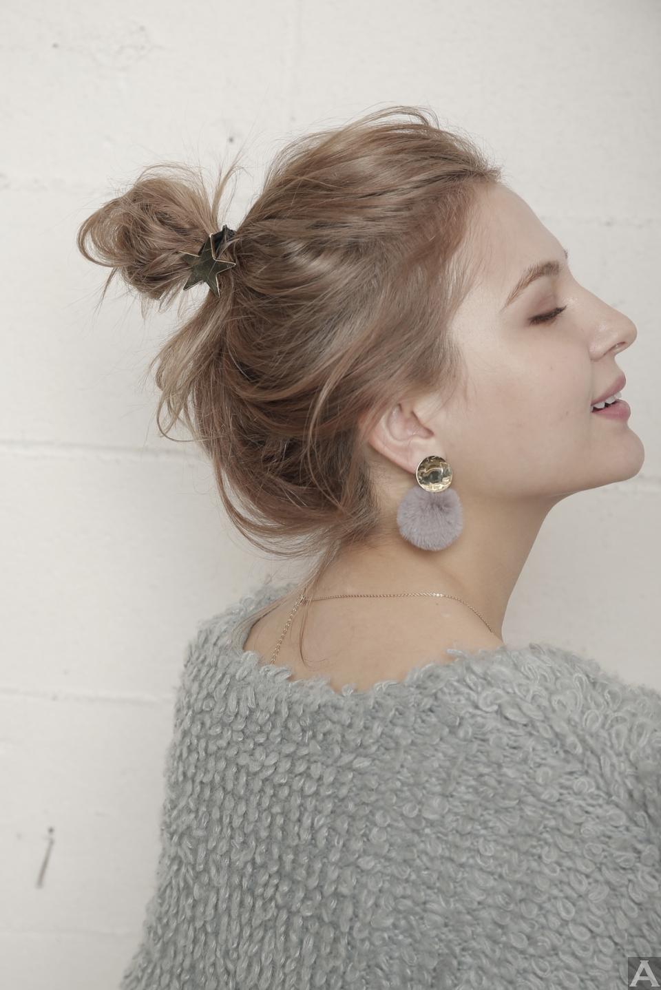 東京外国人モデル事務所アクアモデル所属の白人モデルのダイアナ