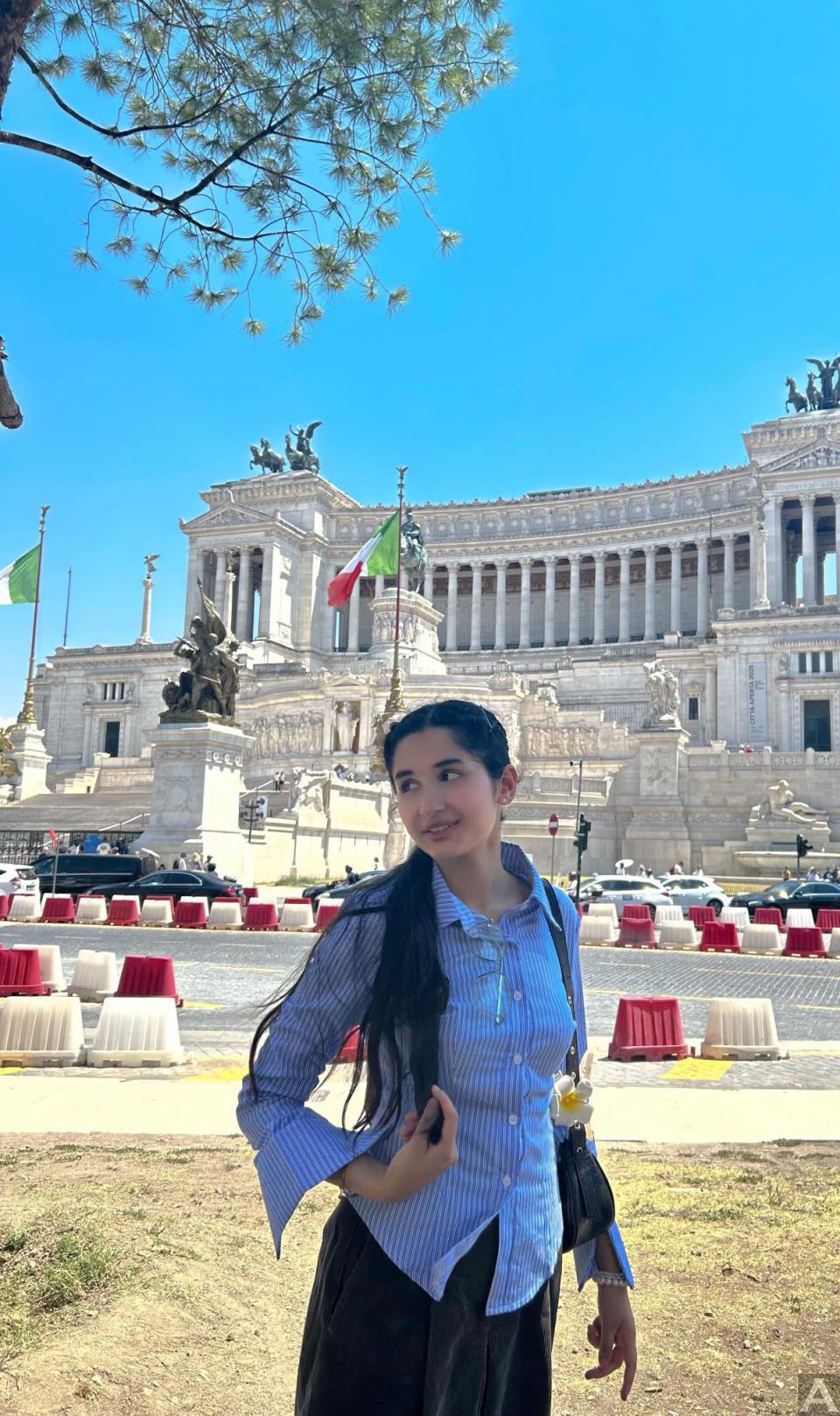 東京外国人モデル事務所アクアモデル所属のアジア人モデルのアディティ