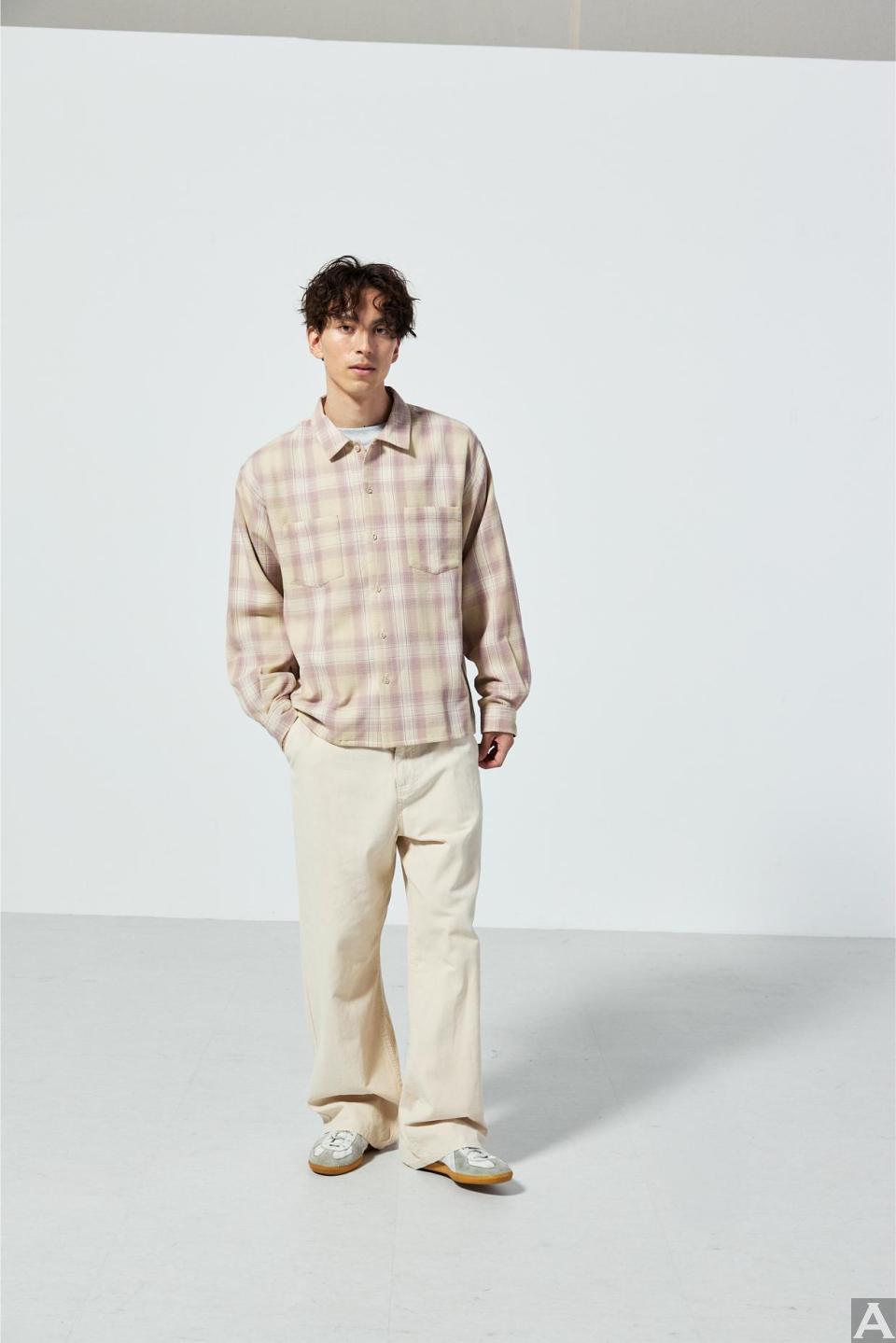 東京外国人モデル事務所アクアモデル所属のハーフモデルのチト