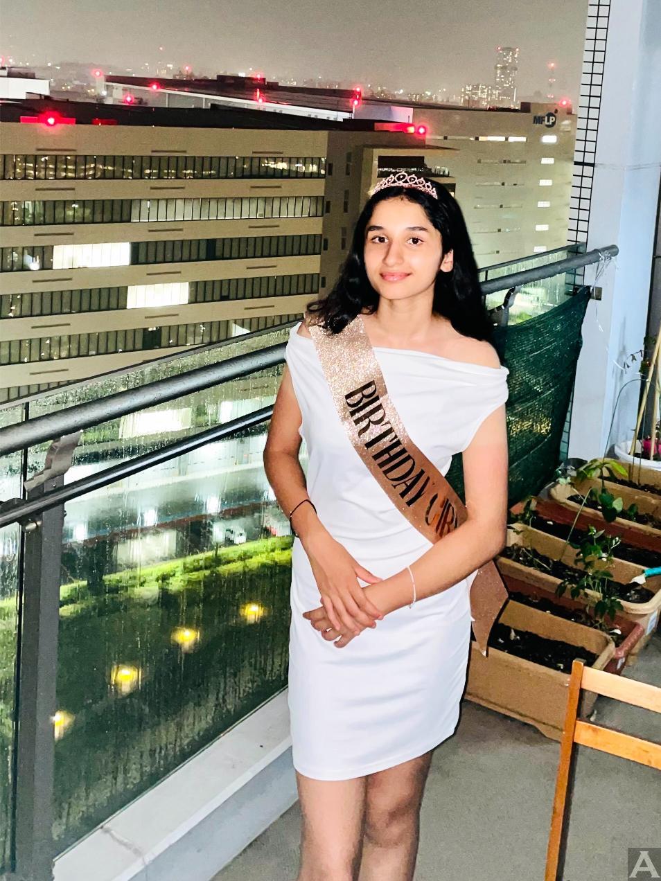 東京外国人モデル事務所アクアモデル所属のアジア人モデルのアディティ